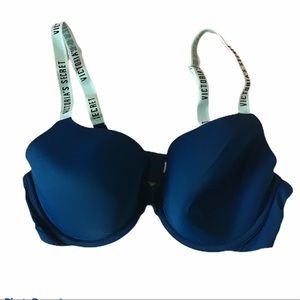 EUC Victoria Secret T-Shirt Bra